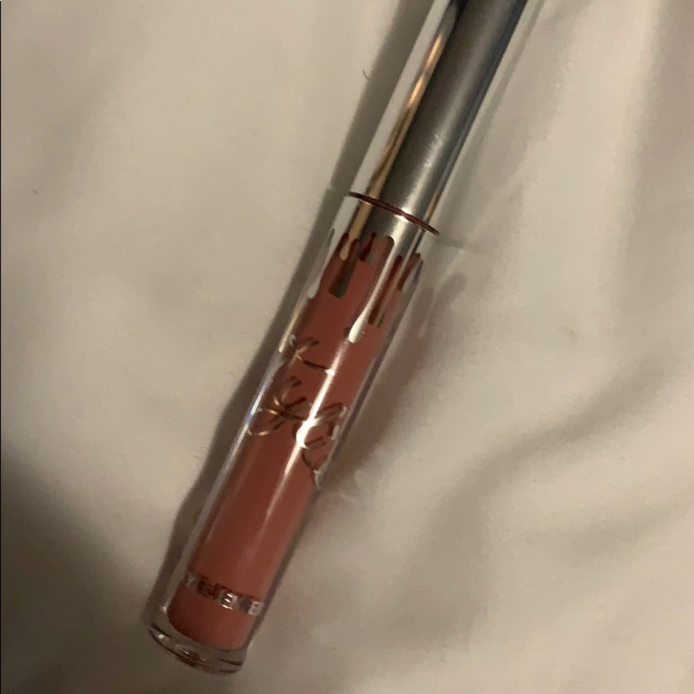 Kylie Jenner holiday lip matte
